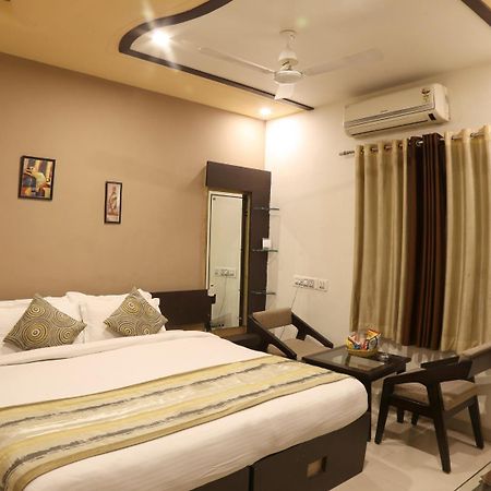 Royal Inn Udaipur Bagian luar foto